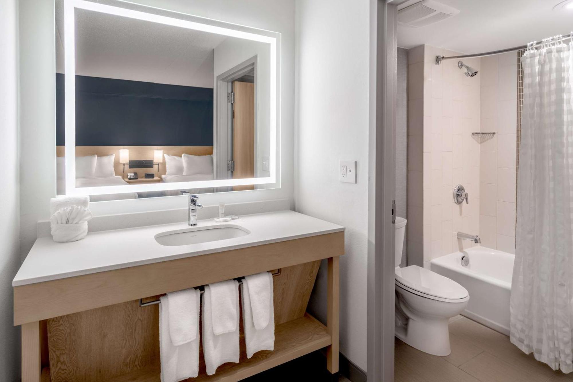 Hyatt Place Mystic Kültér fotó